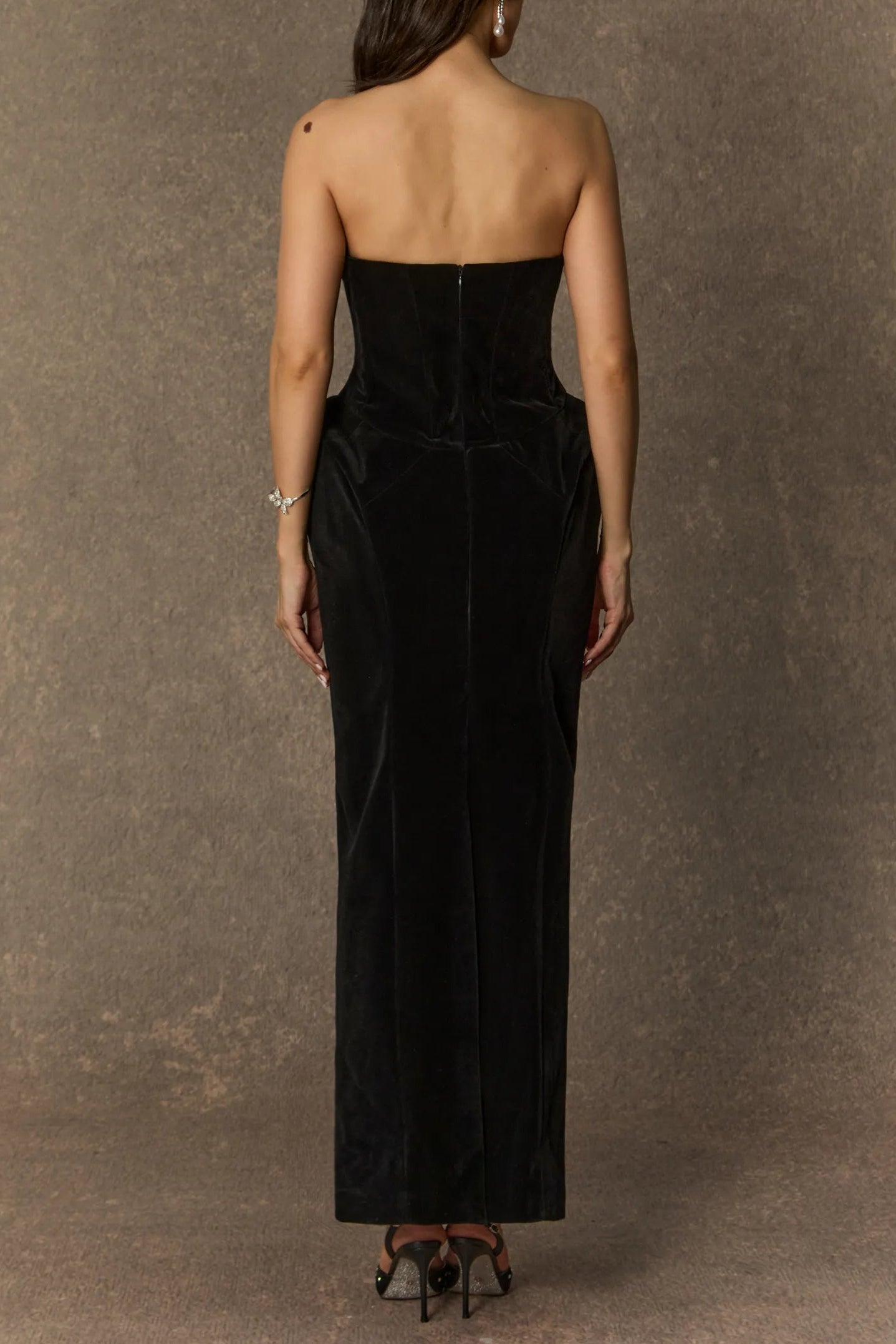 ophelia Black Deep V-neck strapless Velvet Maxi Dress