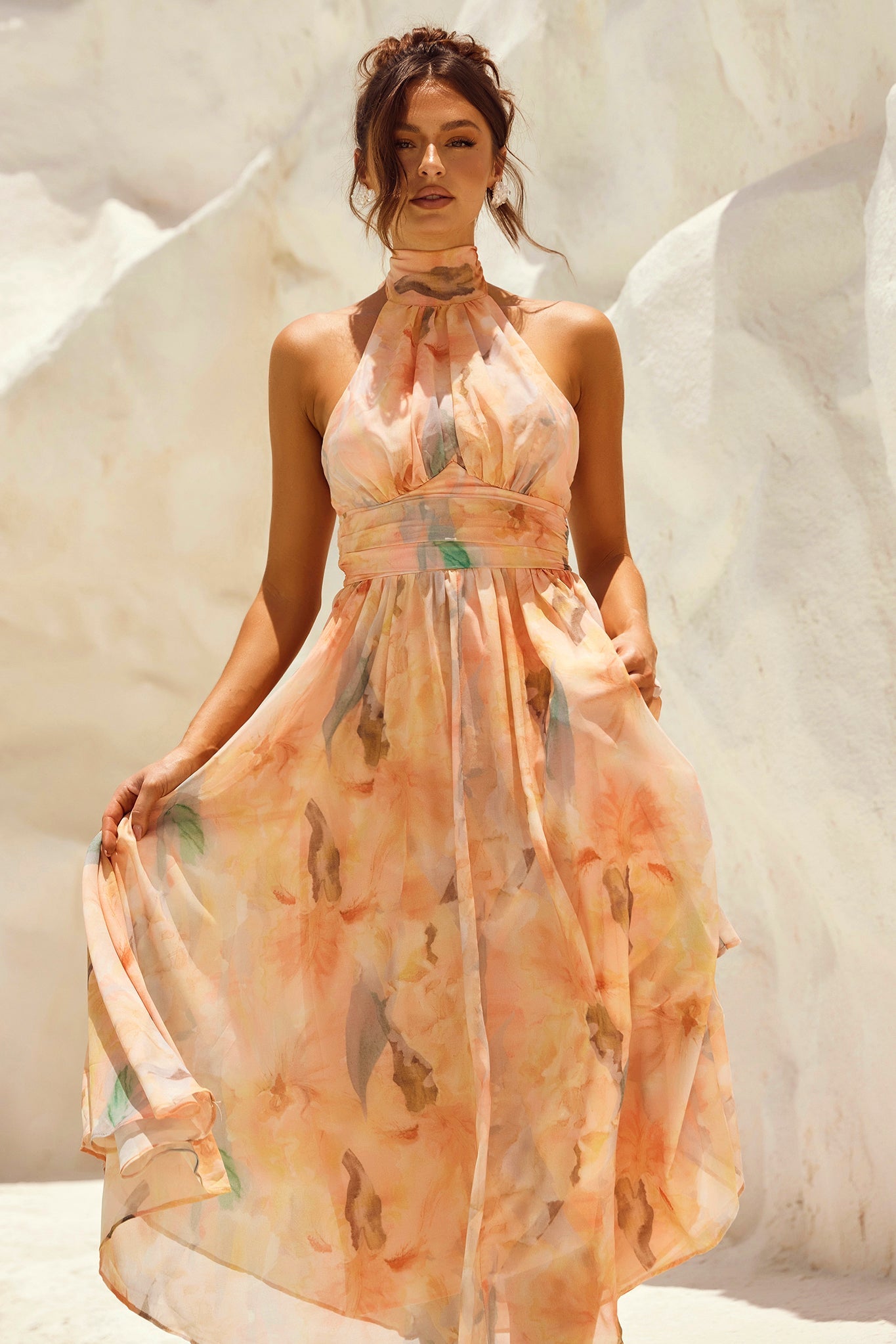 pamela Sleeveless printed backless mini dress in apricot