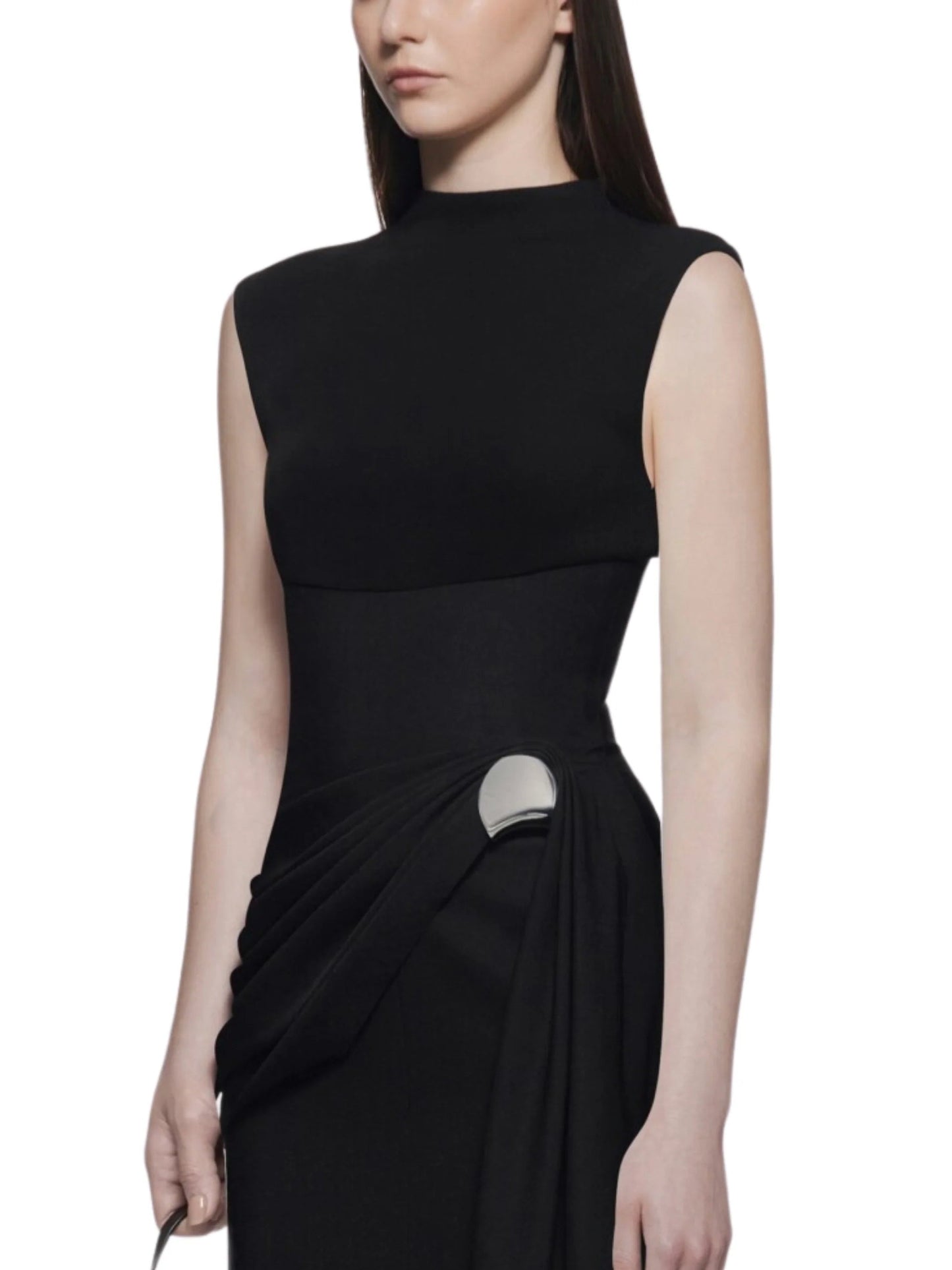 evelyn Interlock pleated Knit maxi dress in black