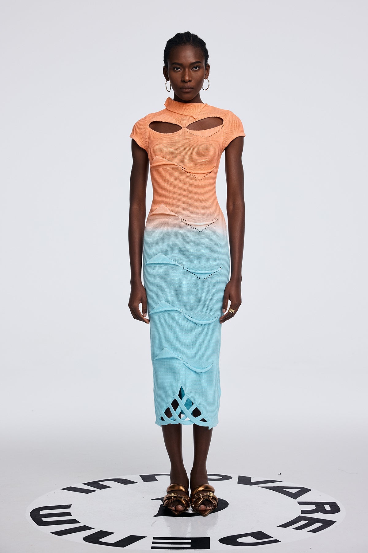 Shop  beautiful dress - Perfect for special occasions | Anavia Cutout Asymmetric Ombre Maxi Dress