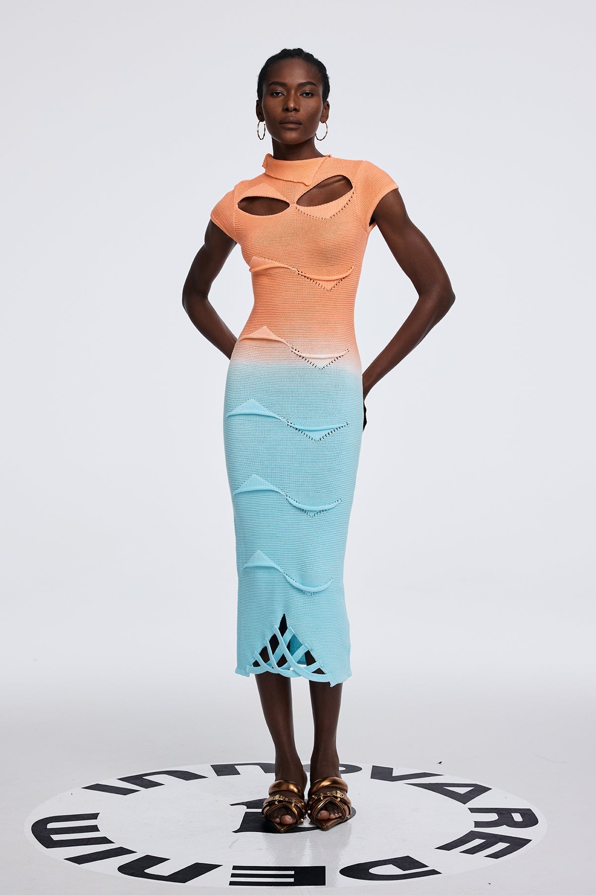 Shop  beautiful dress - Perfect for special occasions | Anavia Cutout Asymmetric Ombre Maxi Dress