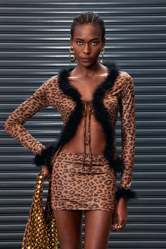 Ellalabel Anubis Leopard Feather Lace Up Split Skirt Set - Crafted from Intricate Lace Fabrication - Designed for Elegant Occasions.