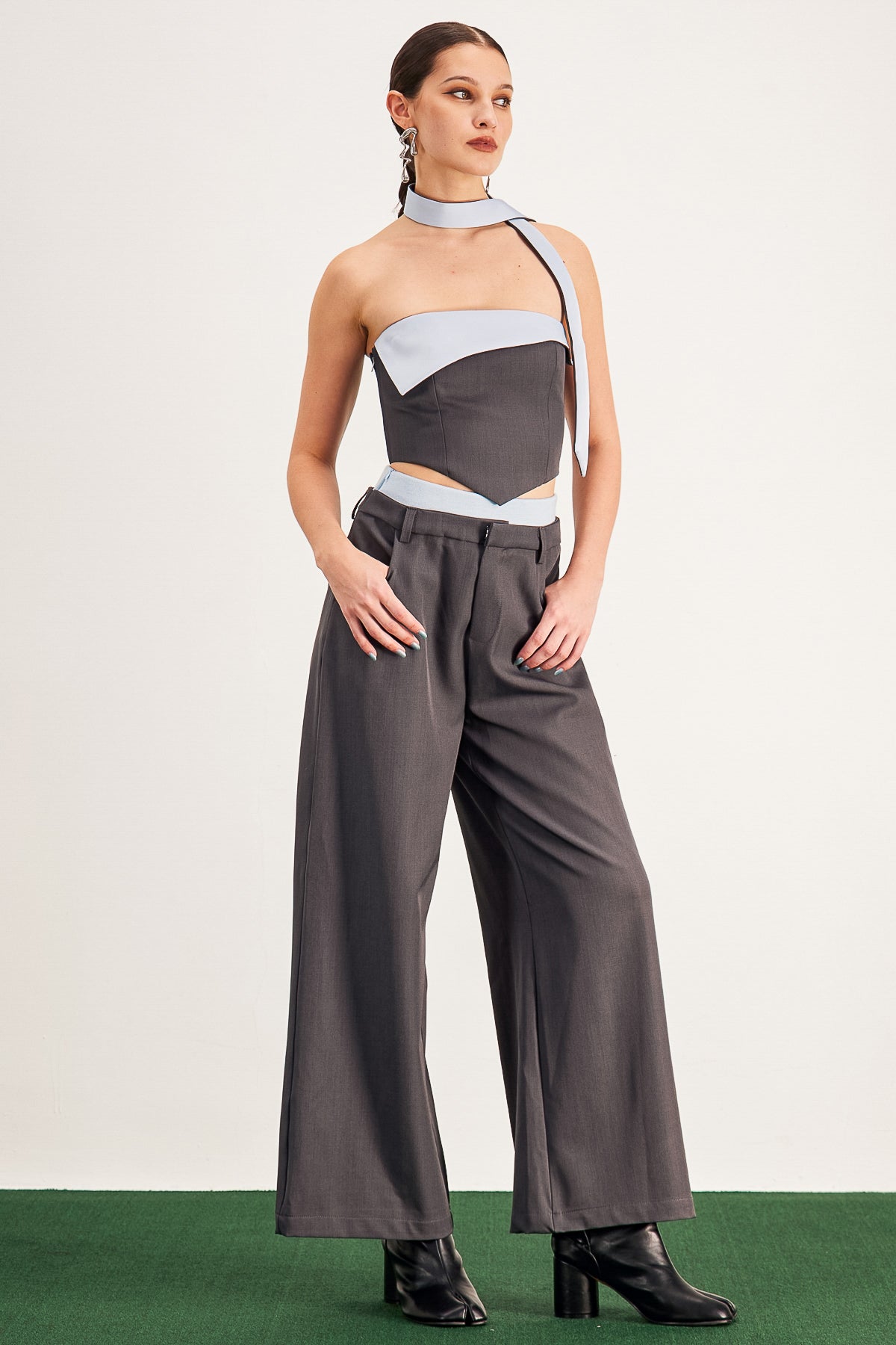 Stylish beautiful dress | Aquarius Deconstruct Pants Set - Ideal for special occasions