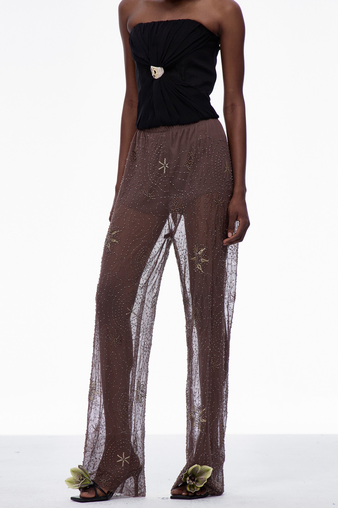 Stylish red dress | Carlinhos Sequin Embroidered Pants - Ideal for special occasions