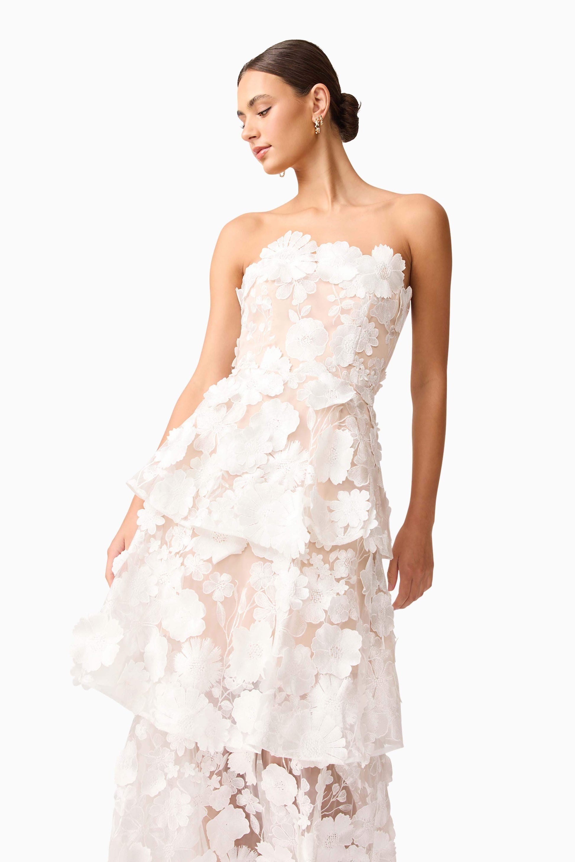 Selene 3D flower Tiered Maxi Dress In White