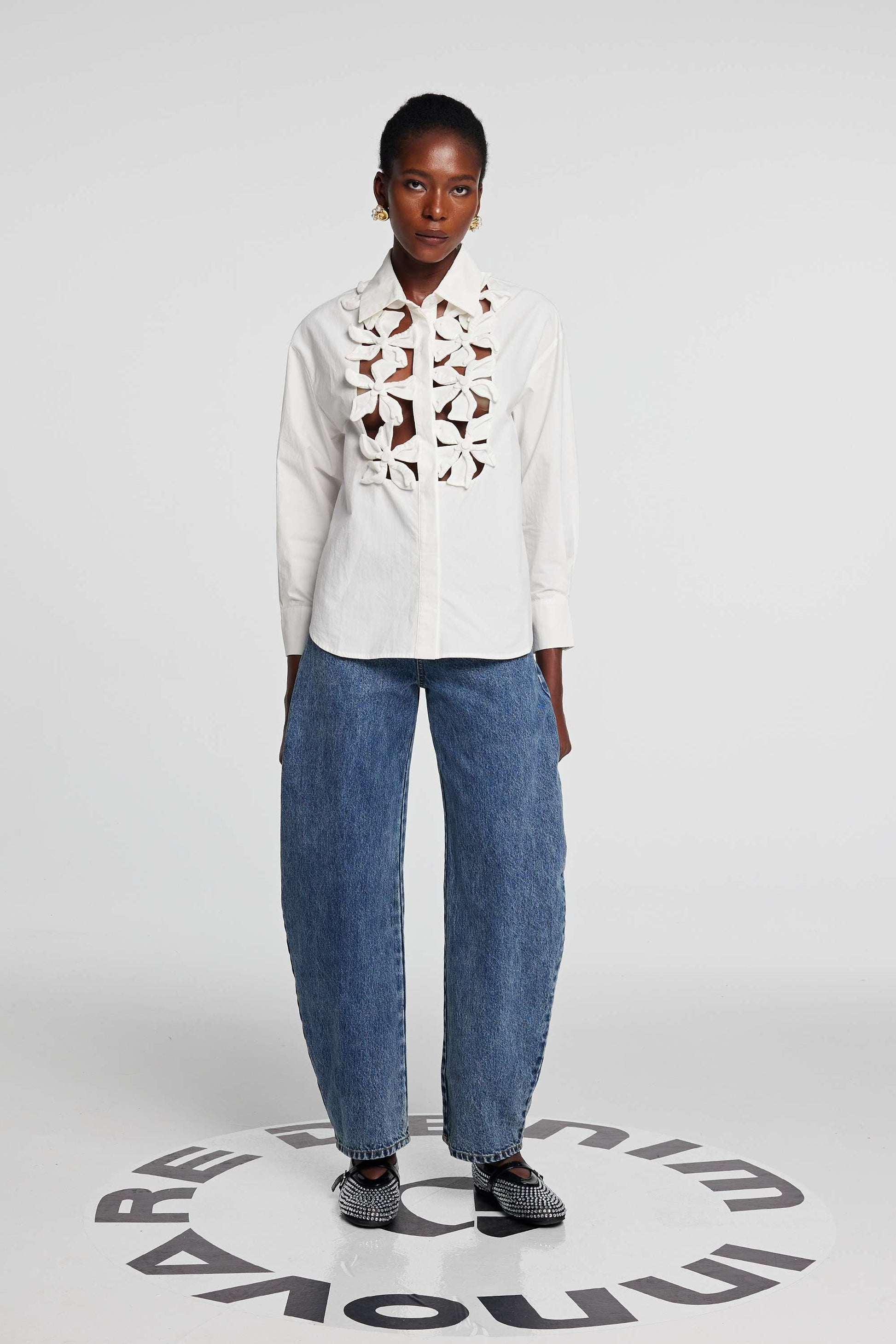 Kira Cutout Flower Long Sleeves Top