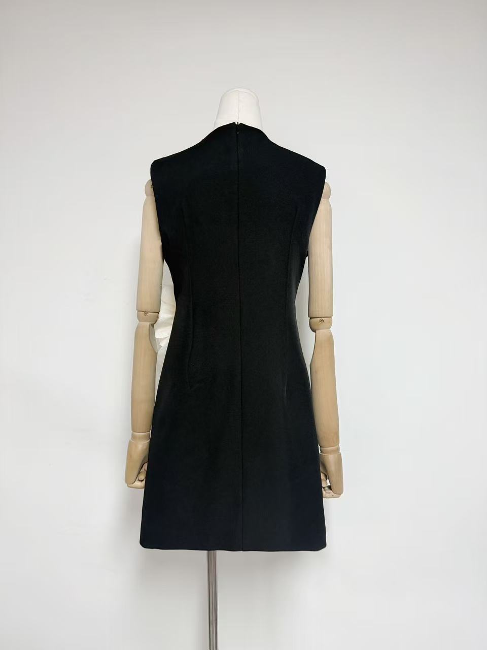 elizabeth 3d flower embellished Mini Dress in Black