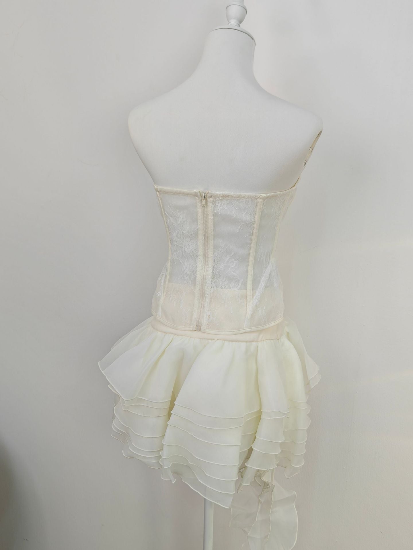 lauren Irregular Petal Lace Bodycon Mini Skirt Set In Beige