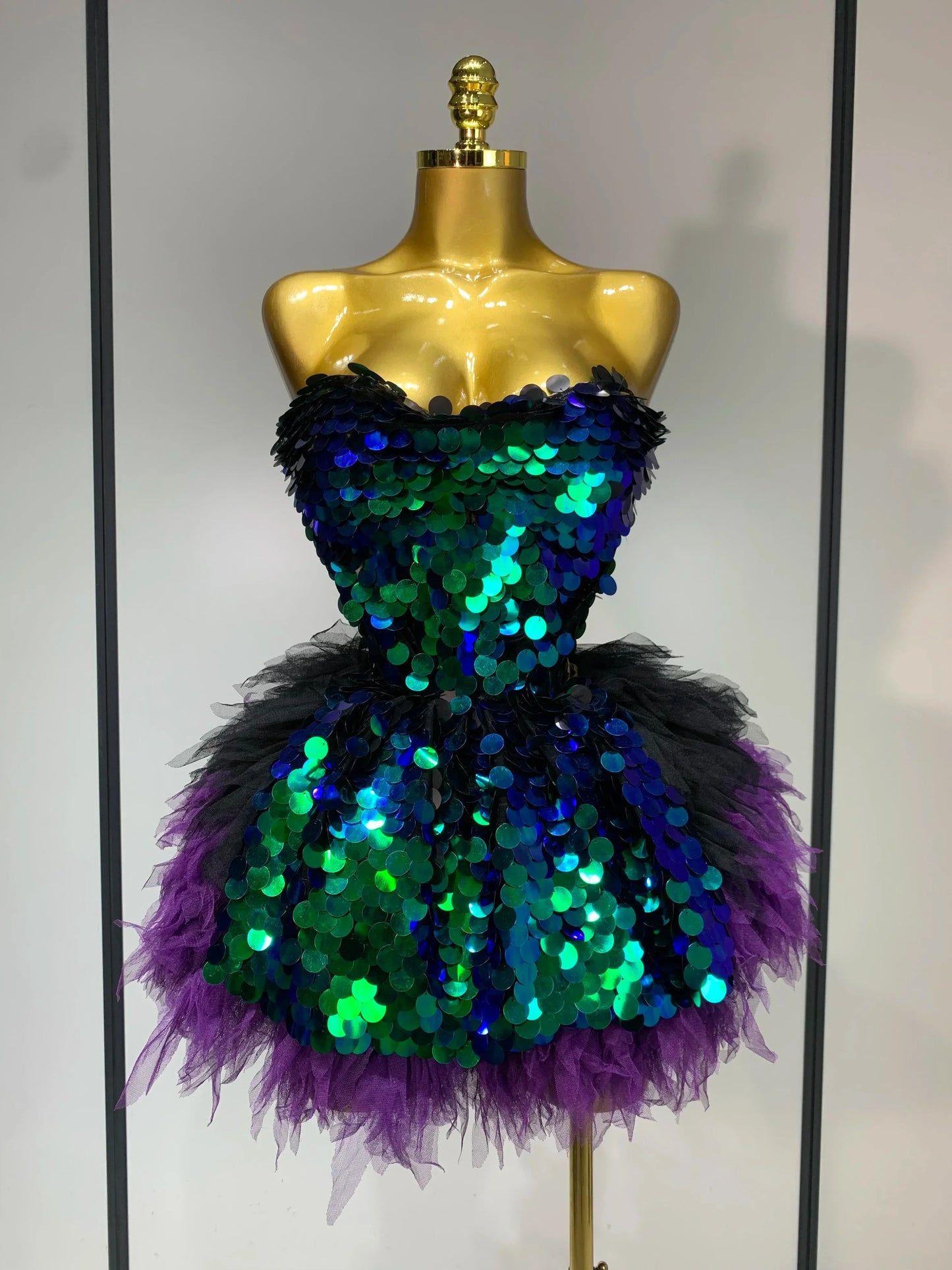 Ruby Sparkly Sequins Ruffles Backless Two Pieces Set