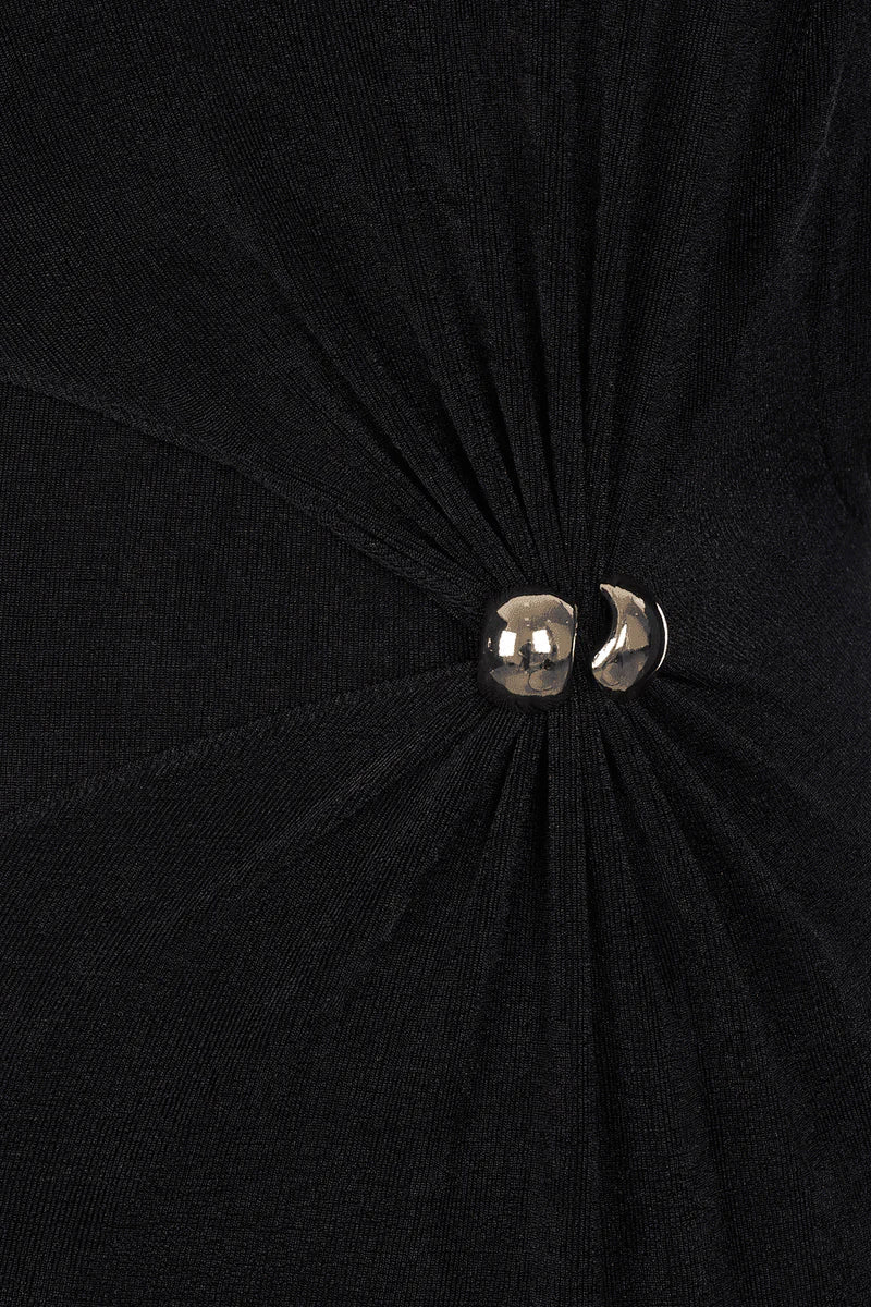 beryl pleated Knitted Fabric Maxi Dress in black - Stylish black dress for special occasions | Buy Online