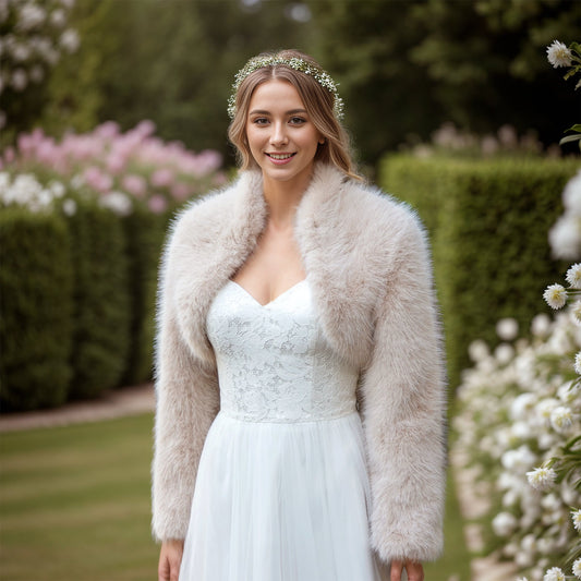 Ellalabel Light beige faux fur bolero - Crafted from High-quality Fabrication - Designed for Elegant Occasions.
