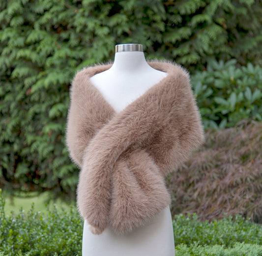 Ellalabel Honey brown faux fur wrap bridal shawl wedding cape in Honey brown - Crafted from High-quality Fabrication - Designed for Elegant Occasions.