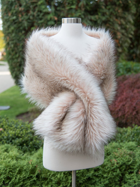 Ellalabel Light blush faux fur wrap bridal shawl wedding stole in Light Blush - Crafted from High-quality Fabrication - Designed for Elegant Occasions.