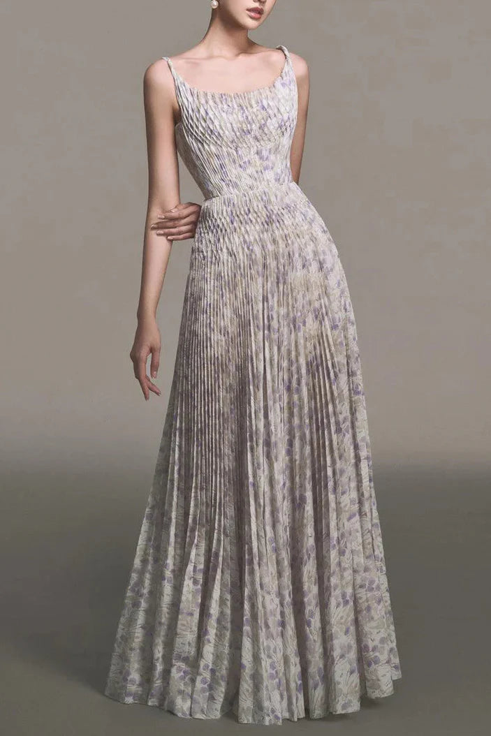 giselle floral print pleated maxi dress in pale purple